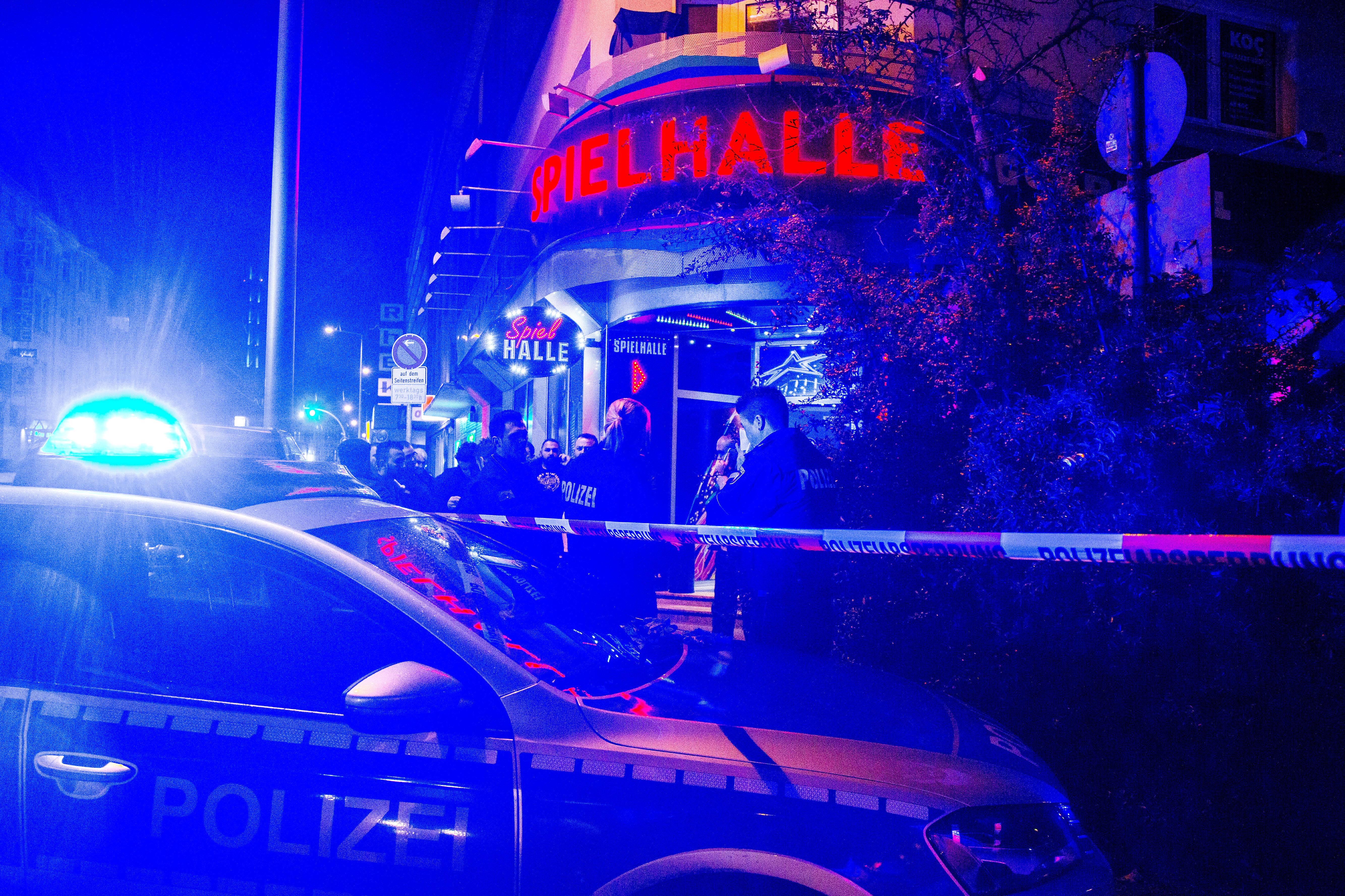 Putschversuch gegen Deutschland! SEK nimmt Reichsbürger nach bundesweiter Razzia fest!