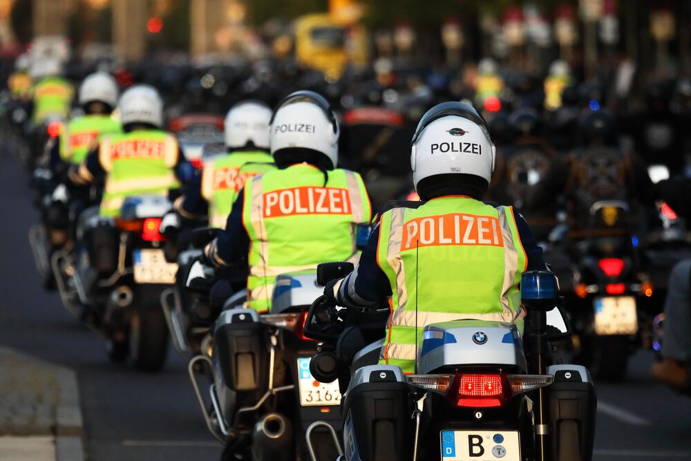 Rockerkrieg in Hamburg! Rocker in seinem Vorgarten hingerichtet - Täter erschießt sich selbst!