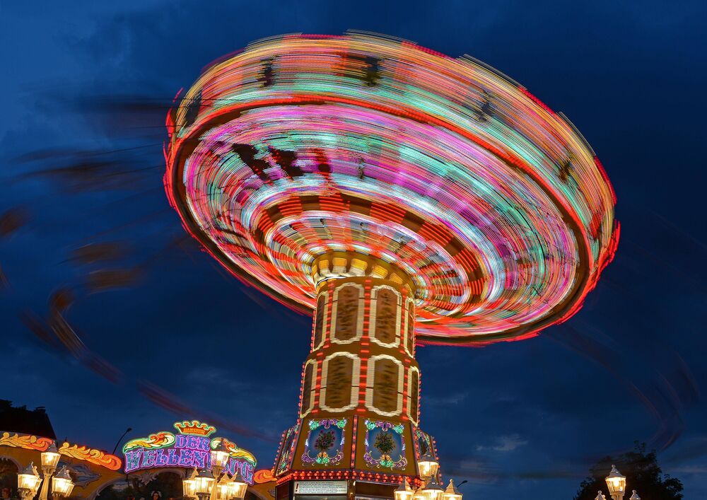 18-Jähriger von Karussell-Gondel getötet! Drama auf Volksfest in Oberhausen!