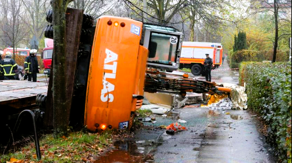 Fußgänger von Bagger getötet ! Zwei Tödliche Unfälle in Köln