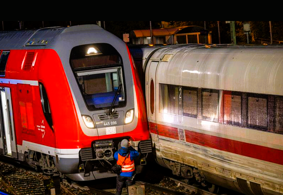 ICE rammt Regionalbahn - schon wieder! Zugunglück gemeldet - Mehrere Menschen verletzt