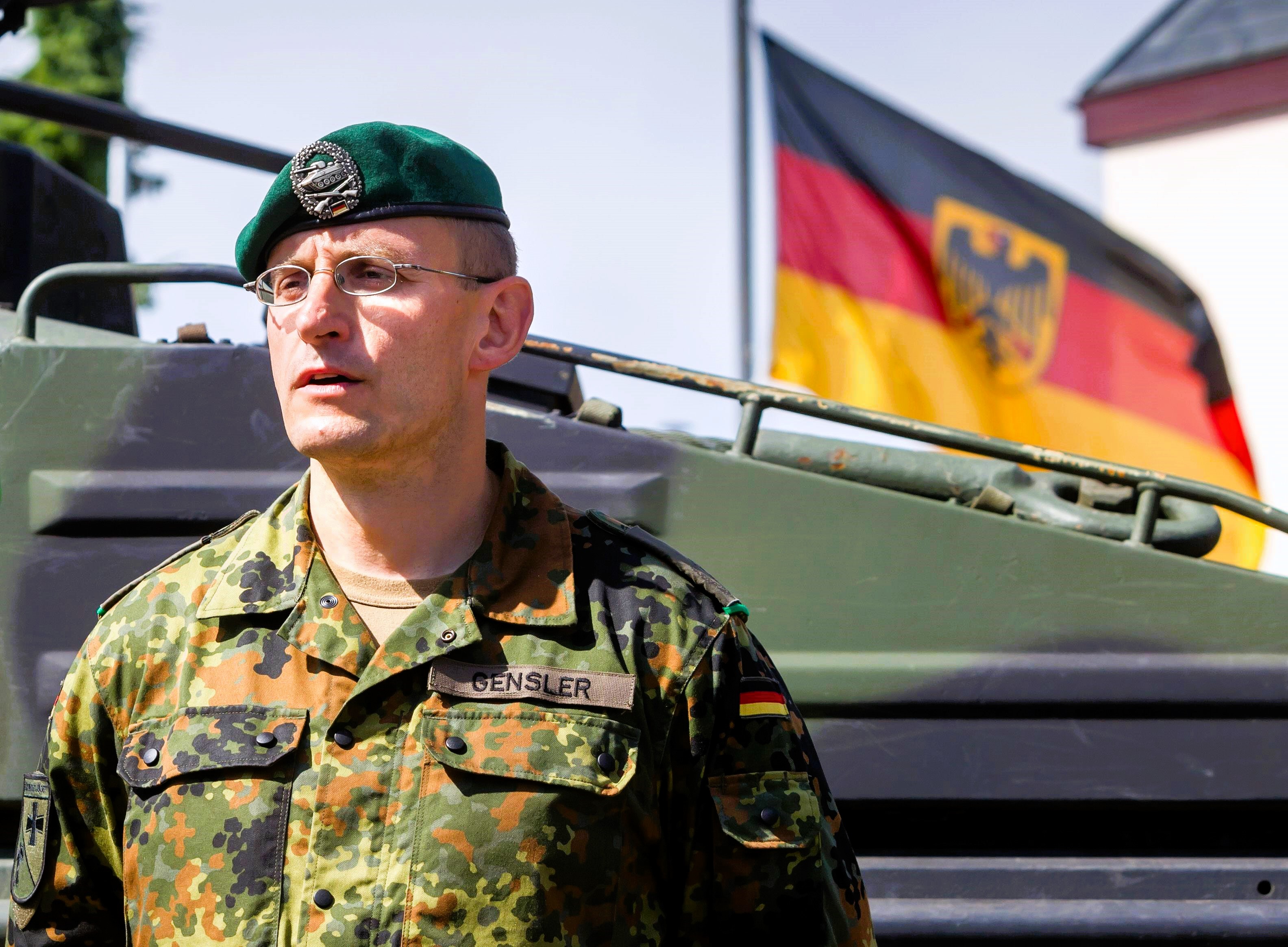 Bei Angriff Russlands könnten Soldaten der Bundeswehr nur in Würde sterben! Experte sicher