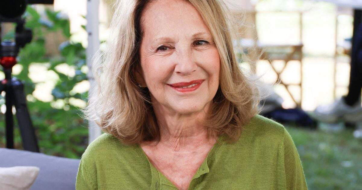 Nathalie Baye : obsèques à Paris et l'hommage bouleversant de Laura Smet