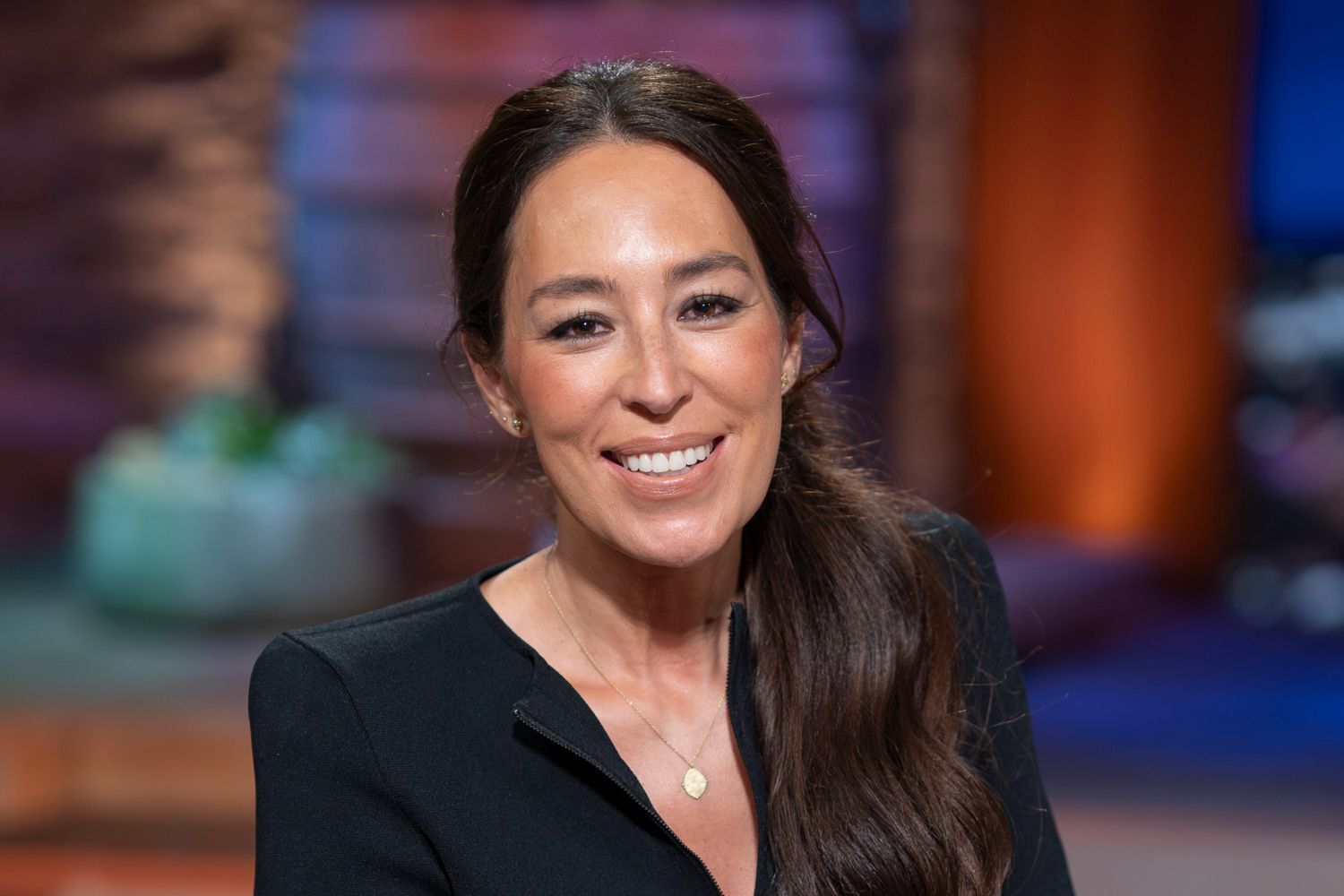 Inside Joanna Gaines’ Dream Mother’s Day: A Cozy Table, Sweet Pie and Thoughtful Touches