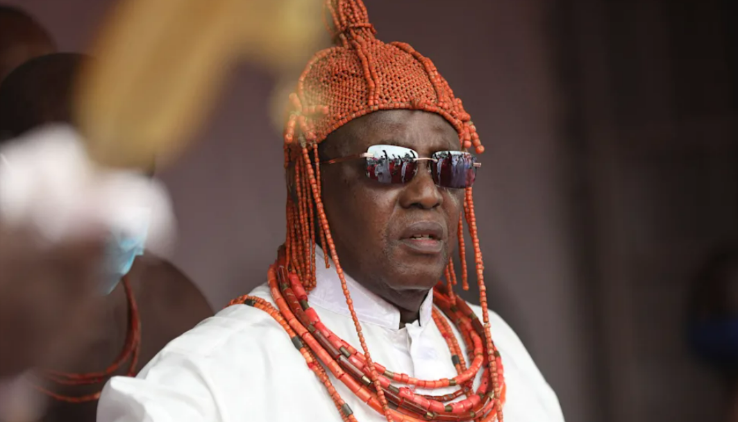 Angriff auf Baerbock! Nigerianischer Prinz übt scharfe Kritik - das ist der Grund!
