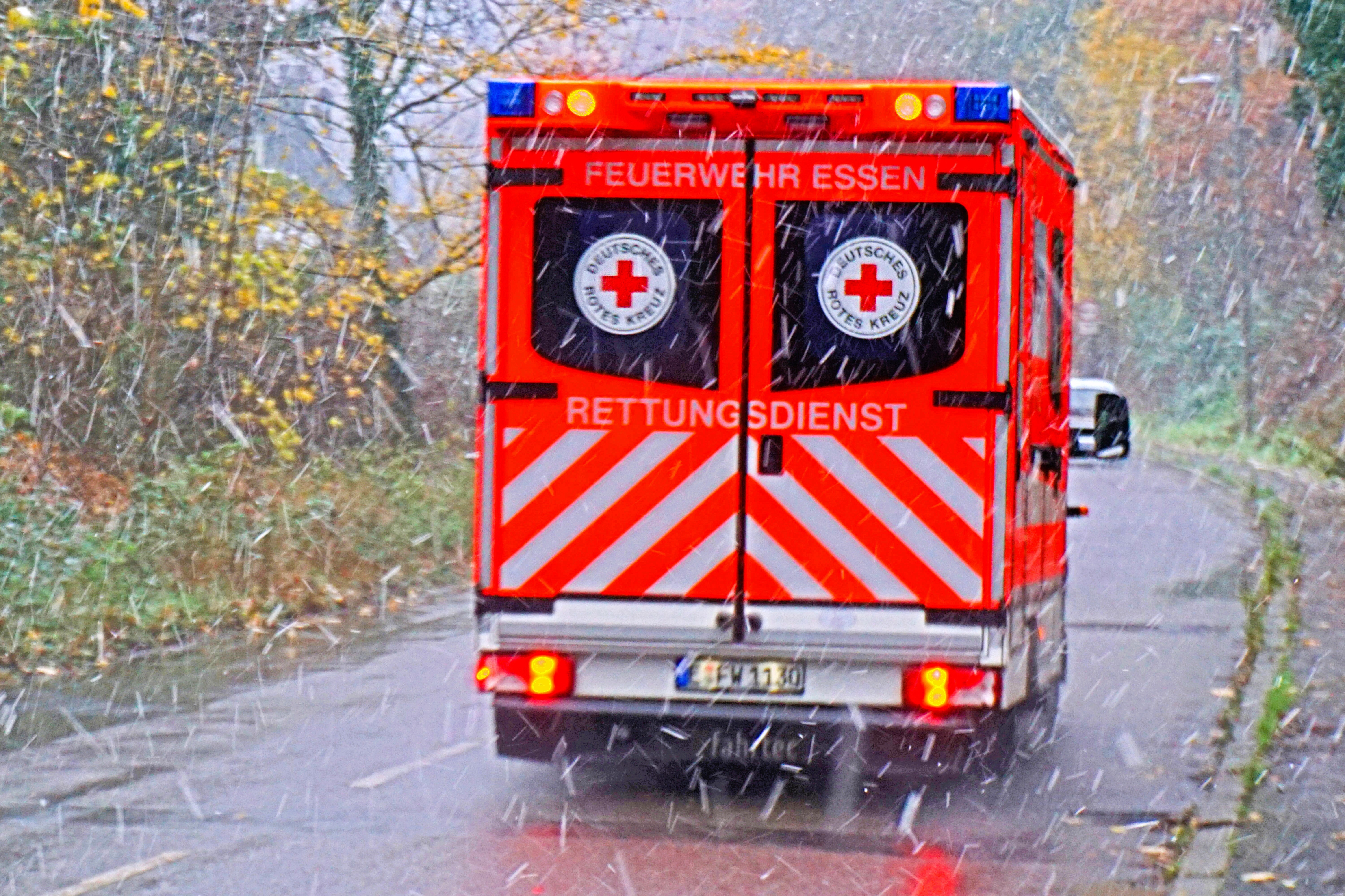 Trauer in Fulda - Kleines Mädchen (2) tot in Gartenpool aufgefunden!