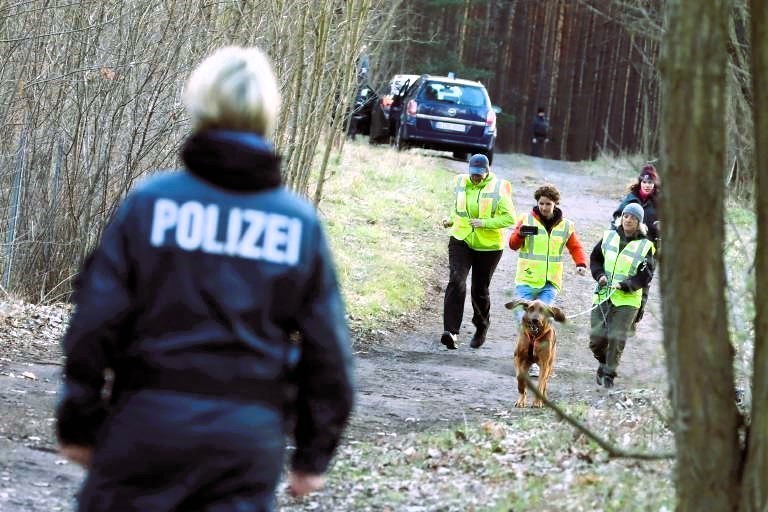 Eilmeldung - Überfall auf Geldtransporter mit Millionenbeute - Spur führt zum Remmo-Clan!
