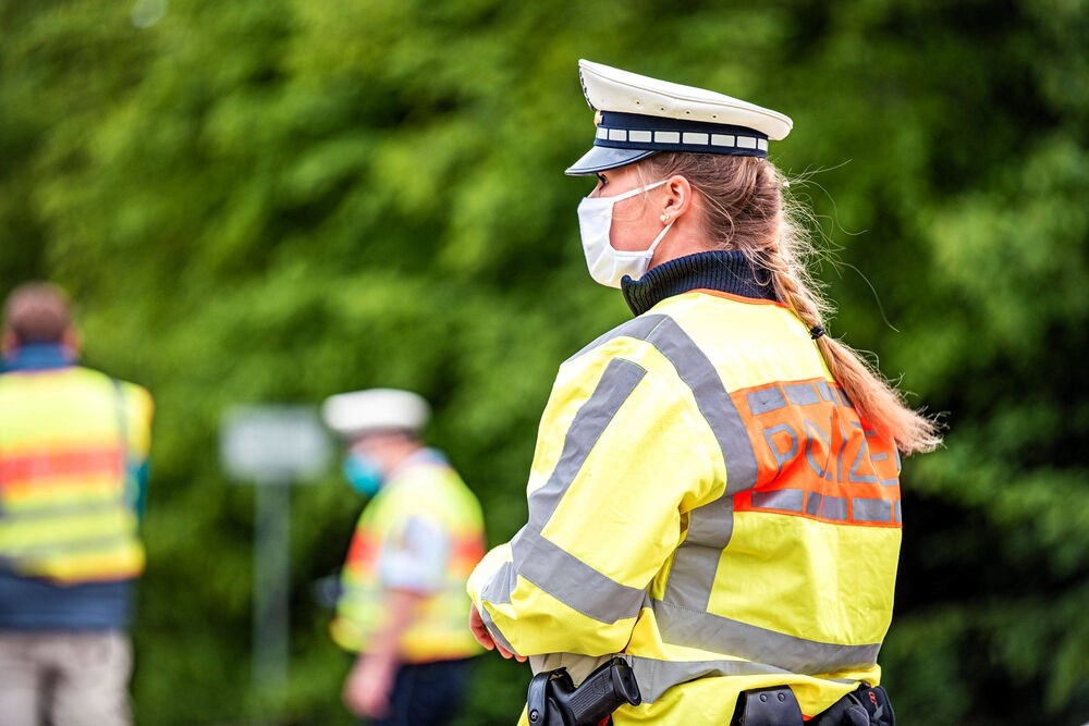 Polizei tötet Angreifer mit mehreren Schüssen! Polizei-Einsatz in Frankfurt eskaliert!