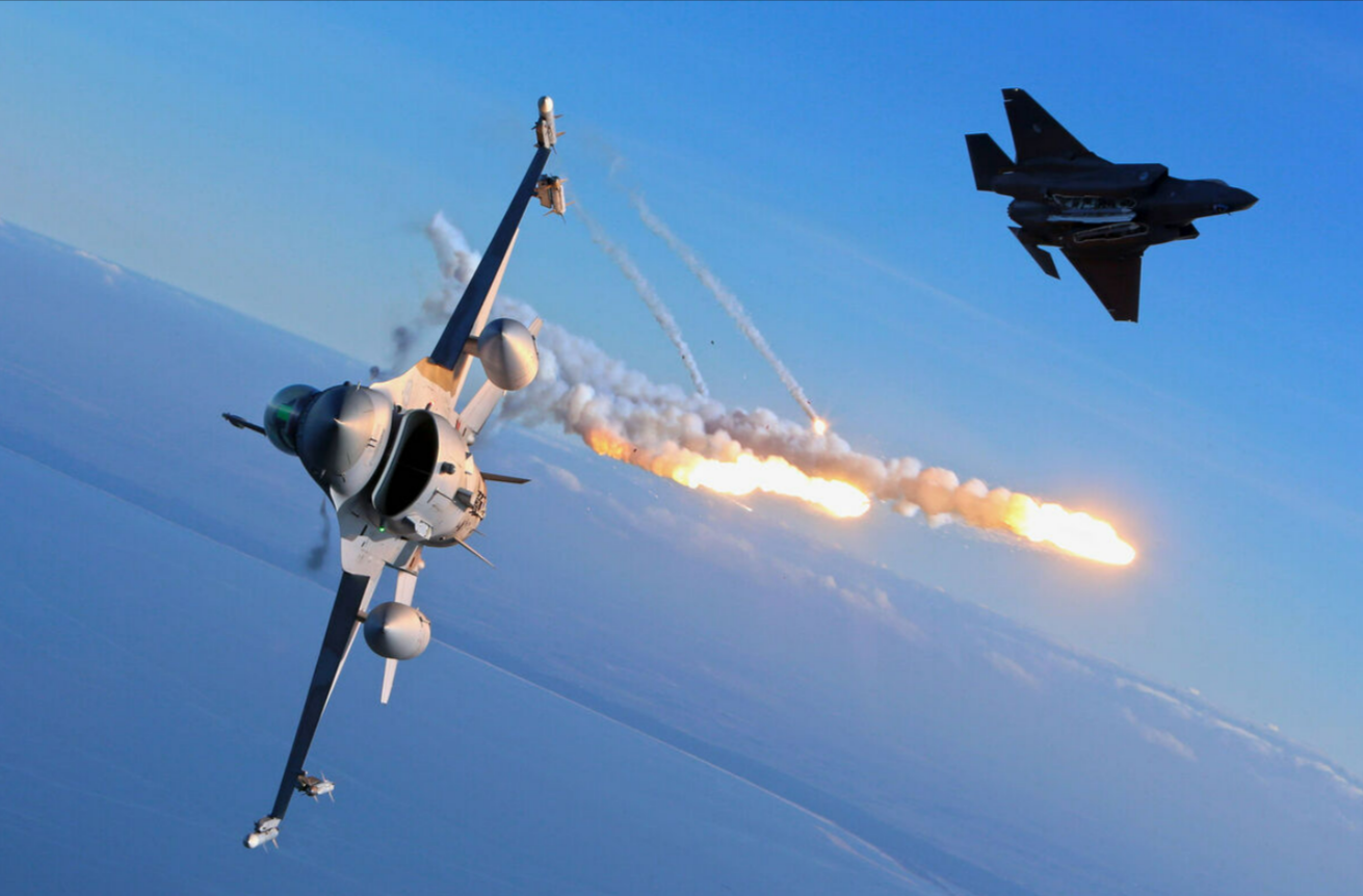 Russisches Spionageflugzeug vor Rügen - Kampfjets der Luftwaffe steigen auf!