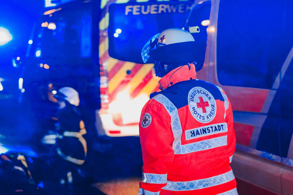 Schrecklicher Masseunfall! Mann (48) stirbt und 6 weitere Personen verletzt