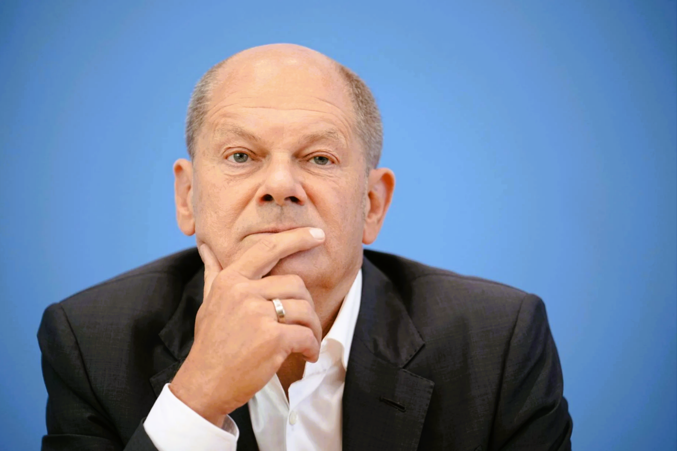 Scholz ein "Autist"!? Strack-Zimmermann greift den Kanzler an! Ist diese Kritik unter der Gürtellinie?